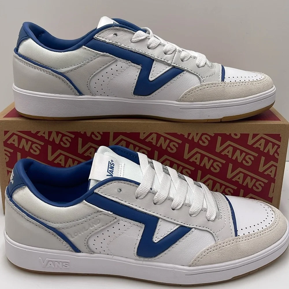Vans Men’s Lowland Cc Jmp R
Court Navy/White
VN0007P2NAV
Sneakers - Picture 2 of 16
